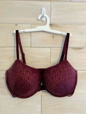 Victoria's Secret Burgundy Dot Lace Plunge Bra